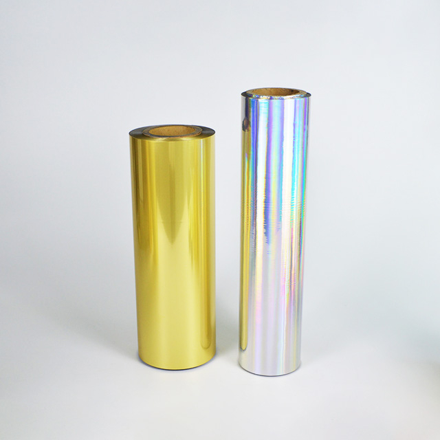 Holografische Hei&szlig;pr&auml;gefolie aus Gold und Silber f&uuml;r Kunststoff und Papier